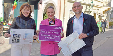 B&uuml;rgermeisterin Silvia Drechsler, Wirtschafts-Stadtr&auml;tin Dagmar Steiner und Vizeb&uuml;rgermeister Rainer Praschak (von links) freuen sich &uuml;ber den geringsten Leerstand &Ouml;sterreichs.&nbsp;