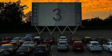 KLASSIKER! Autokino in Gro&szlig;‑Enzersdorf startet am 9. Mai