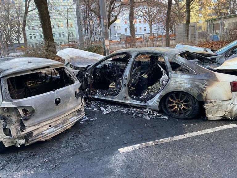 Autos abgebrannt