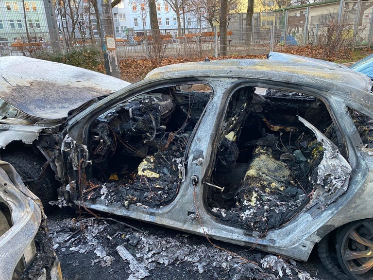 Autos abgebrannt