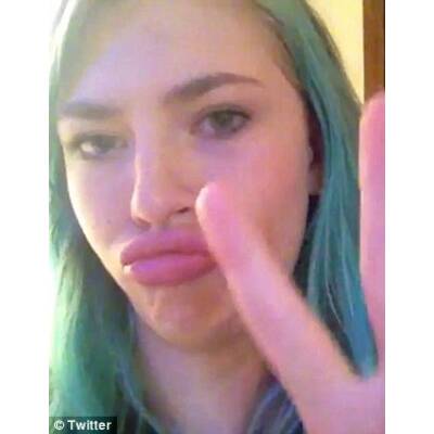 #kyliejennerchallenge