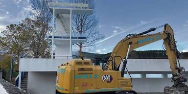 Denkmalschützer kämpfen: Sprungturm soll Budget weichen