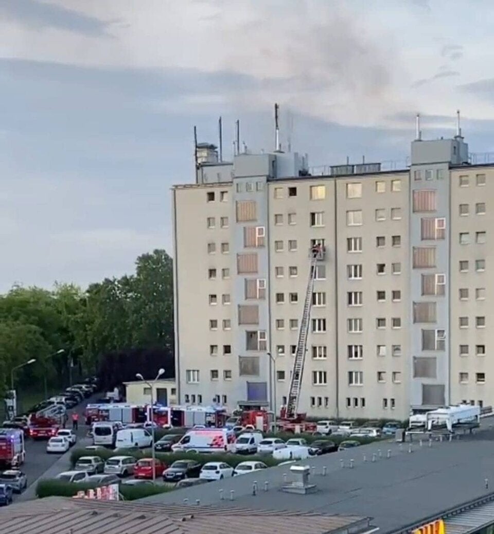 Brand: Bewohner wollten in Panik von Balkon springen