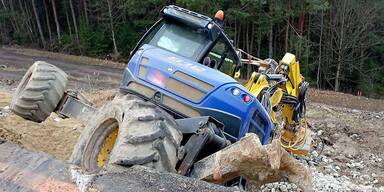 hangrutsch Bagger st&uuml;rzte ab