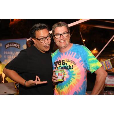 Russkaja Frontman Georgij Makazaria mit Model Tanja Duhovic 