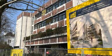 "Einkaserniert im Container&ldquo;: 650 Sch&uuml;ler warten seit Jahren auf ihre Schule