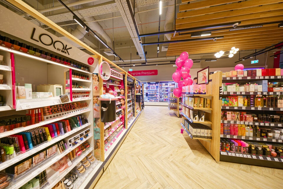 BIPA eröffnet erste Filiale in Bukarest und startet Expansion in Rumänien