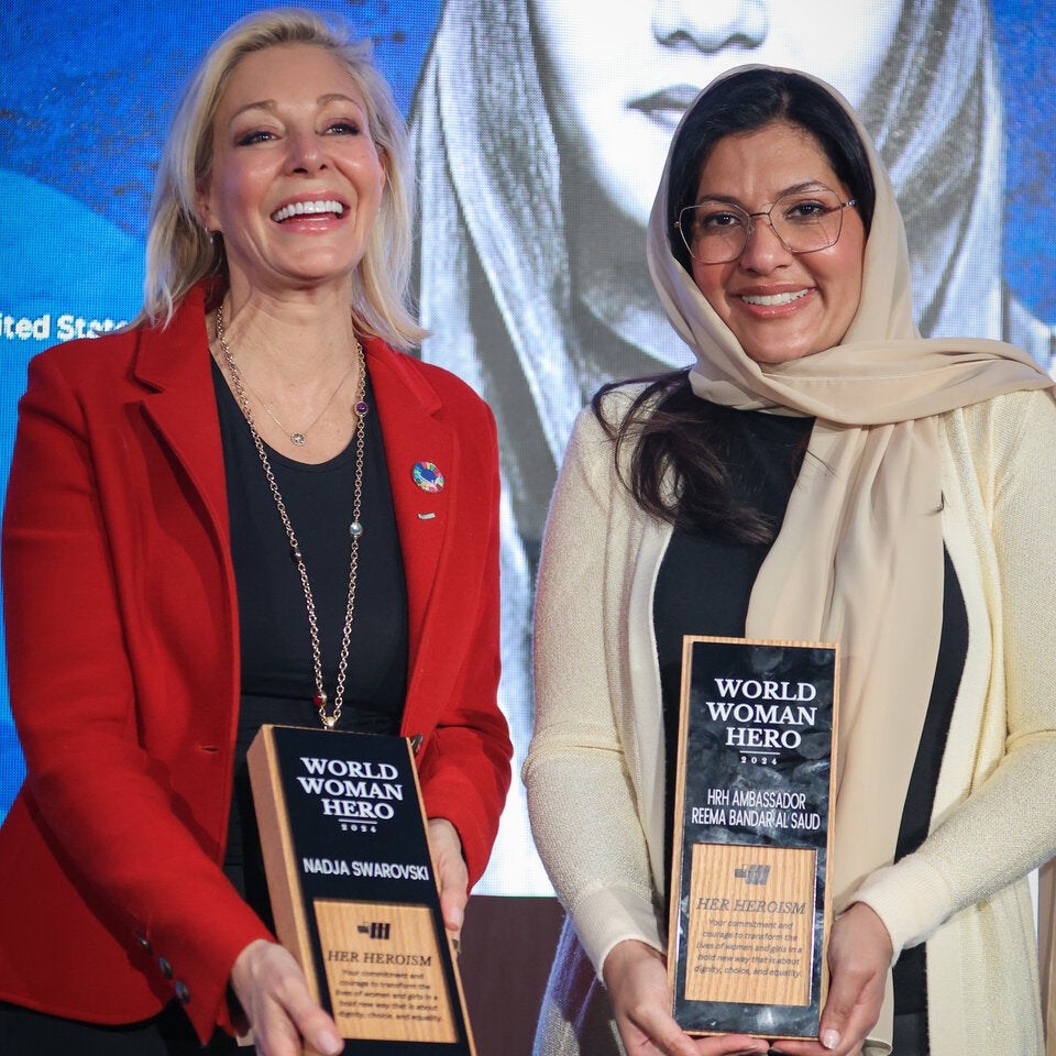 Im Schweizer Davos wurden Swarovski und Prinzessin Reema Bandar Al Saud von der World Woman Foundation geehrt und sprachen über ihr Wirken als Powerfrauen.