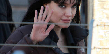 Brad & Kids bei Angie am Set