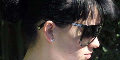 Wem gehört dieses Pickelgesicht?