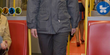 Neue Öffi-Uniformen präsentiert