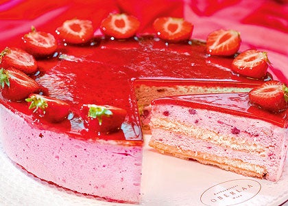 2 Erdbeer-Oberstorte