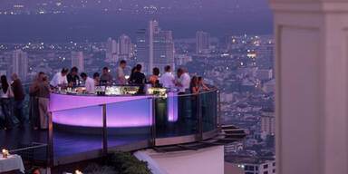 2_Hotel-at-Lebua_konsole