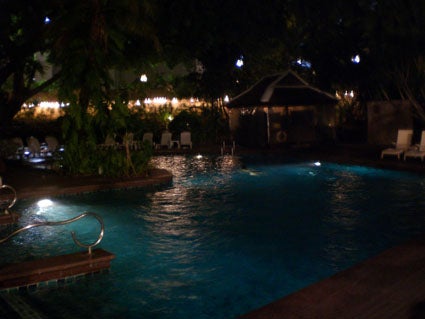 2 meine Nacht am Pool