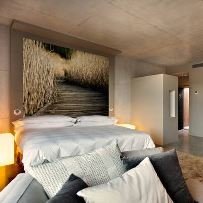 8. Hotel CUBE SAVOGNIN (Savognin, Schweiz)