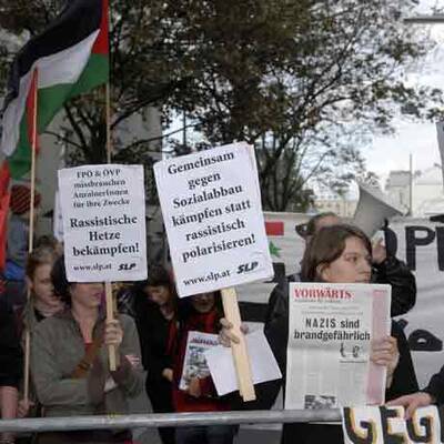 Demo Dammgasse: Pro & Contra Islam