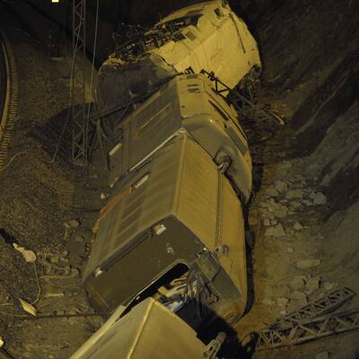 Hochgeschwindigkeitszug entgleist im spanischen Pilgerort Santiago 