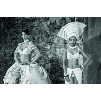 Hochzeitskleider aus Papier