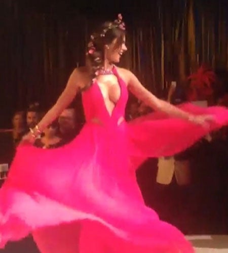 Ale Ambrosio: plötzlich mit Mega-Dekolleté