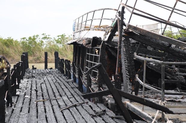 Vier Rundfahrtschiffe am Neusiedler See standen in Brand