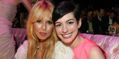 Autsch: Nun feuert auch Anne Hathaway die Top-Stylistin Rachel Zoe