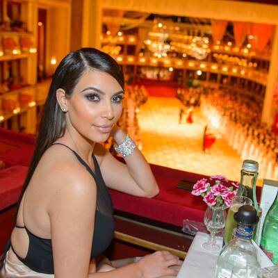 Kim Kardashian am Opernball