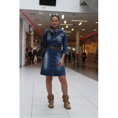 Street-Style Riverside