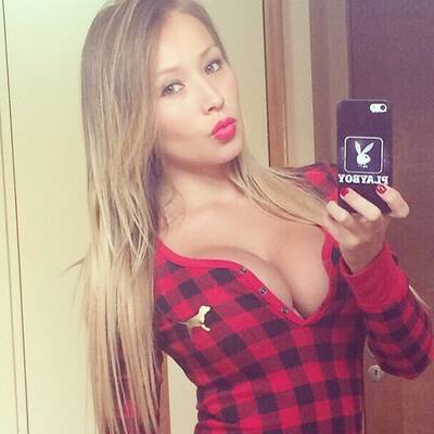 Heiß: Playboy-Bunny Daniella Chavez