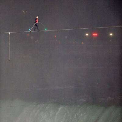 Dem 33-jährigem Akrobaten Nik Wallenda gelang Lebenstraum 