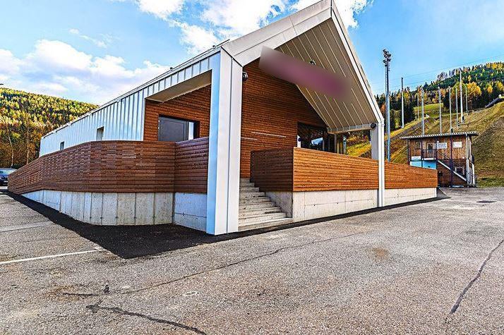 schlägerei vor bar am kreischberg