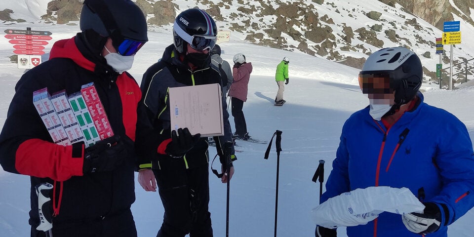 8 Luxusuhren auf 2.800 Meter Höhe sichergestellt