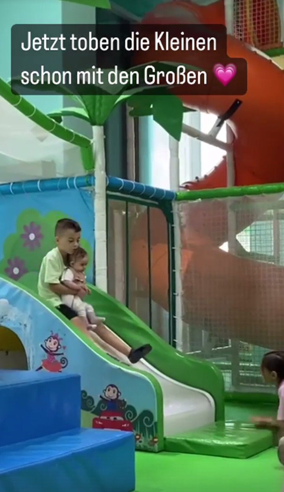 Bushidos Frau zeigt neues Haus in Dubai