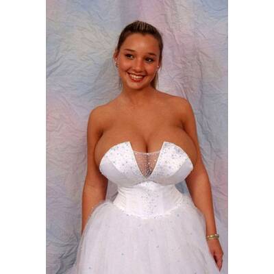 Die schrecklichsten Hochzeitskleider der Welt 