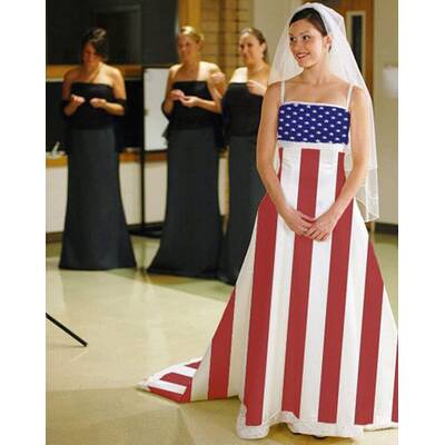 Die schrecklichsten Hochzeitskleider der Welt 