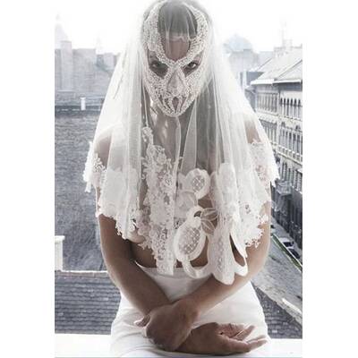 Die schrecklichsten Hochzeitskleider der Welt 