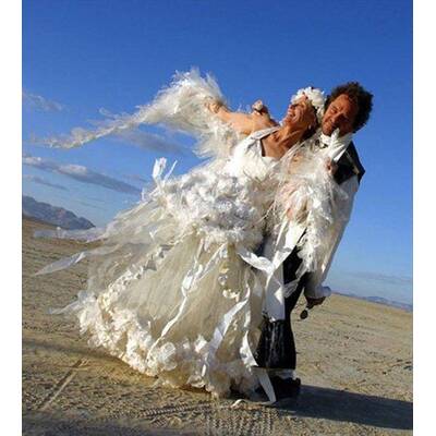 Die schrecklichsten Hochzeitskleider der Welt 