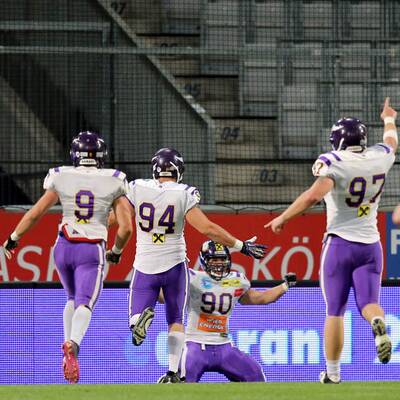 Vikings gewinnen gegen Raiders