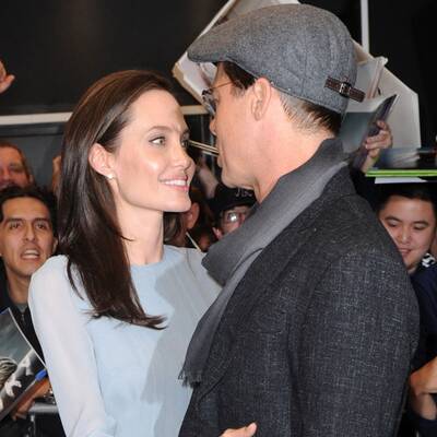 Brad Pitt & Angelina Jolie: Verknallt bei Filmvorführung