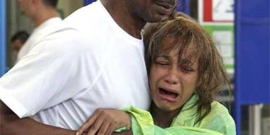 M&auml;dchen &uuml;berlebt Aircrash