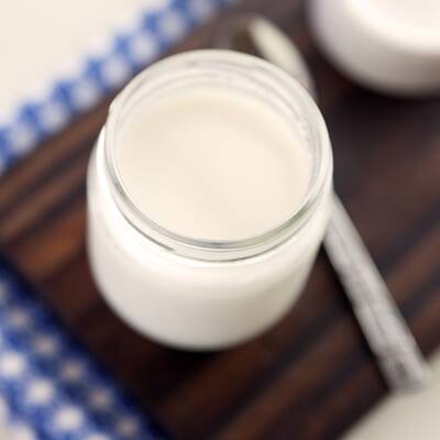 1 Schale Müsli (100g, ohne Milch):