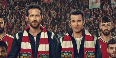 Mit Ryan Reynolds und Rob McElhenney.