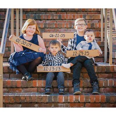 So süß feiern Kinder ihre Adoption 