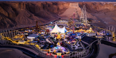 Mitten in der W&uuml;ste: Mega-Vergn&uuml;gungspark mit F1-Rennstrecke er&ouml;ffnet