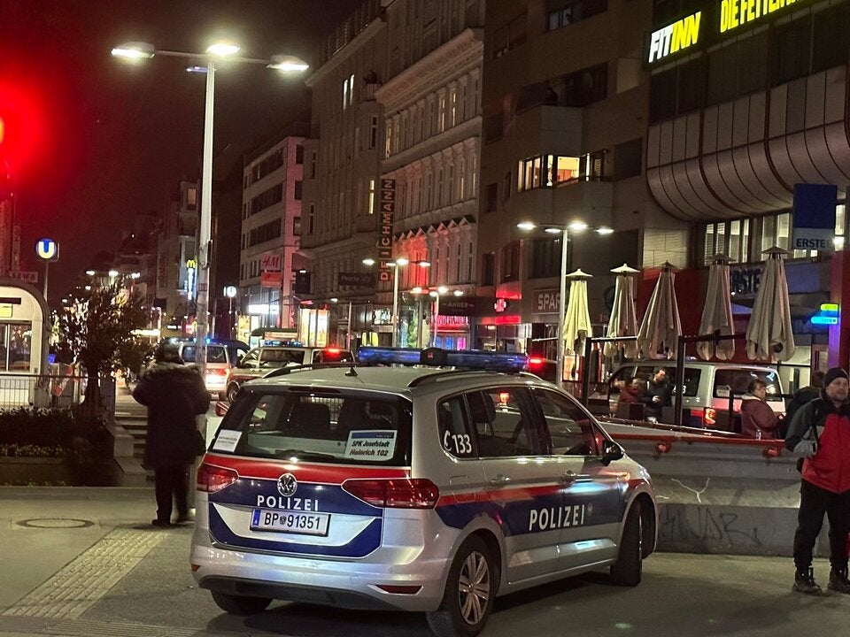 Rapid-Hooligans werfen Bengalo in vollbesetzte U-Bahn