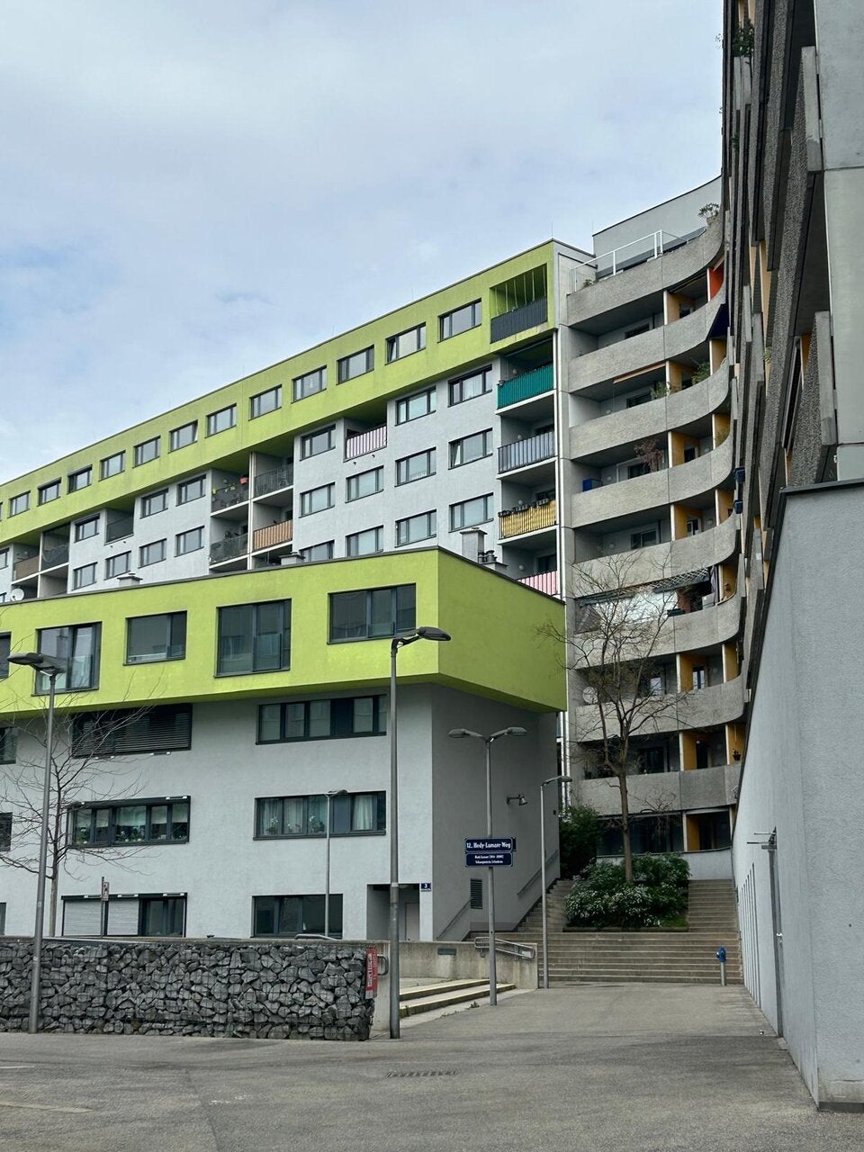 Kind (4) stürzt ab Kabelwerk