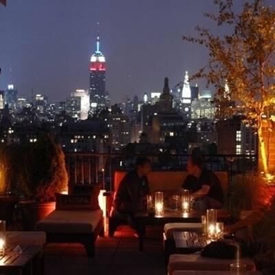 35520-sky_bar_2_traders_hot