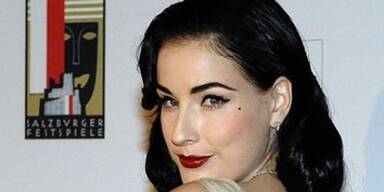 Dita von Teese in Salzburg verliebt