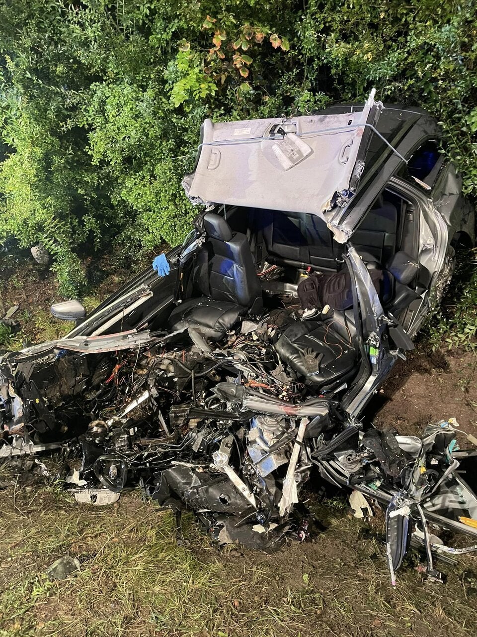 Das total zerstörte Fahrzeug.