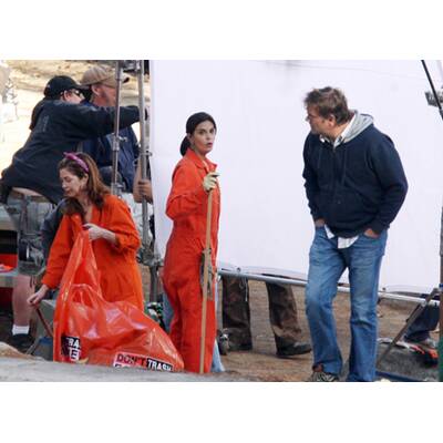 Housewife Teri Hatcher sammelt Mist ein