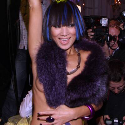 Bai Ling: Fast nackt in Hamburg